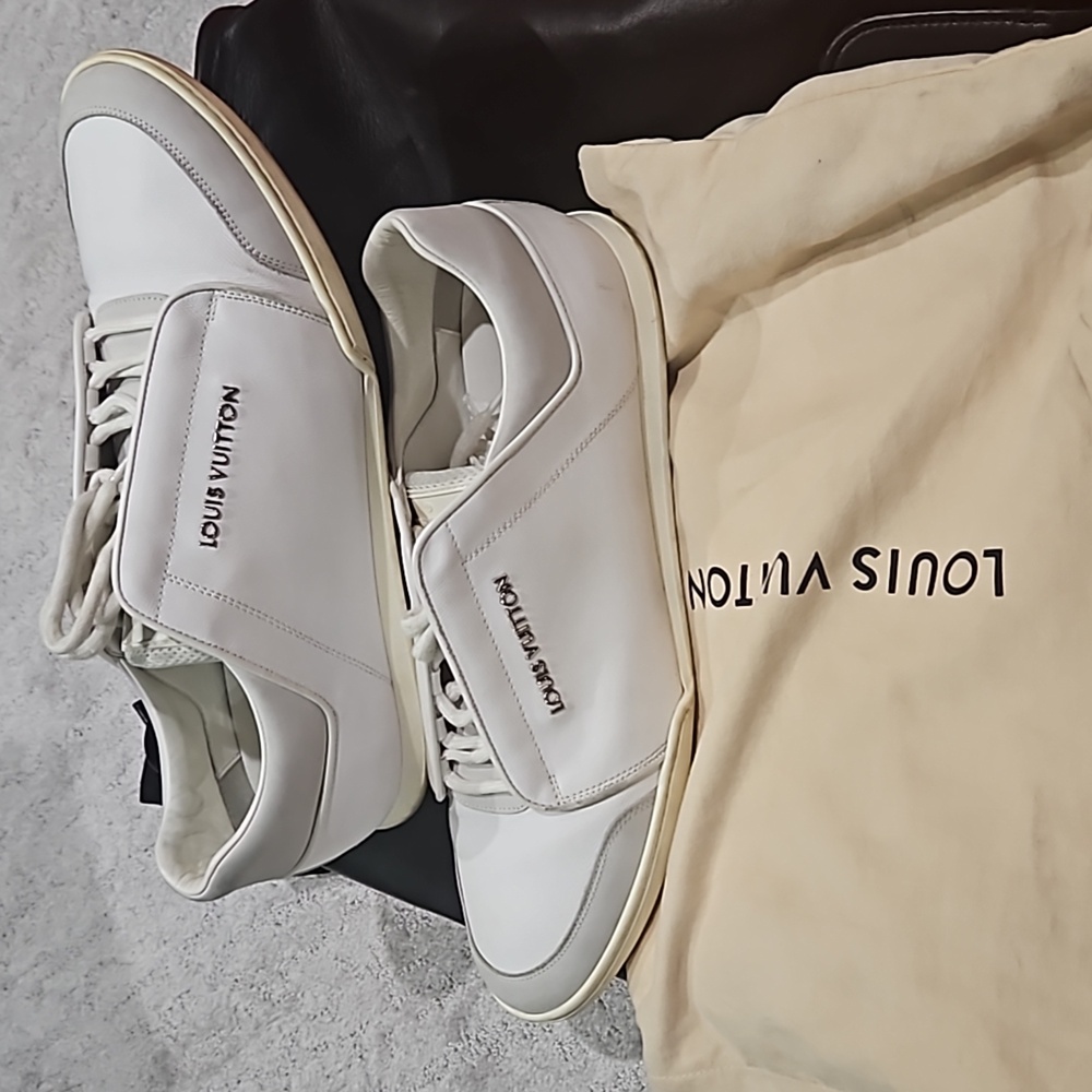 Louis Vuitton men sneakers